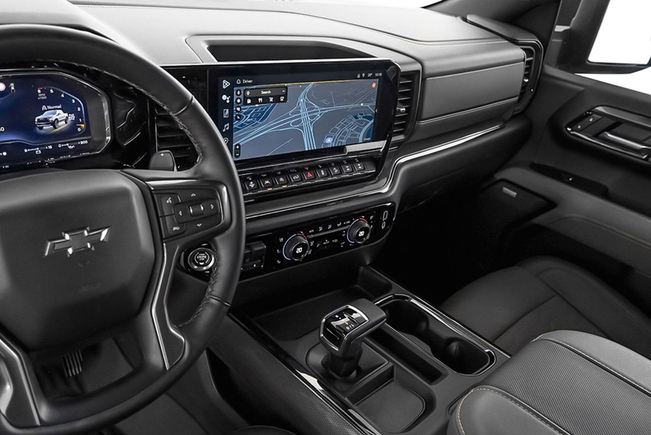 شيفروليه سيلفارادو ZR2 6.2