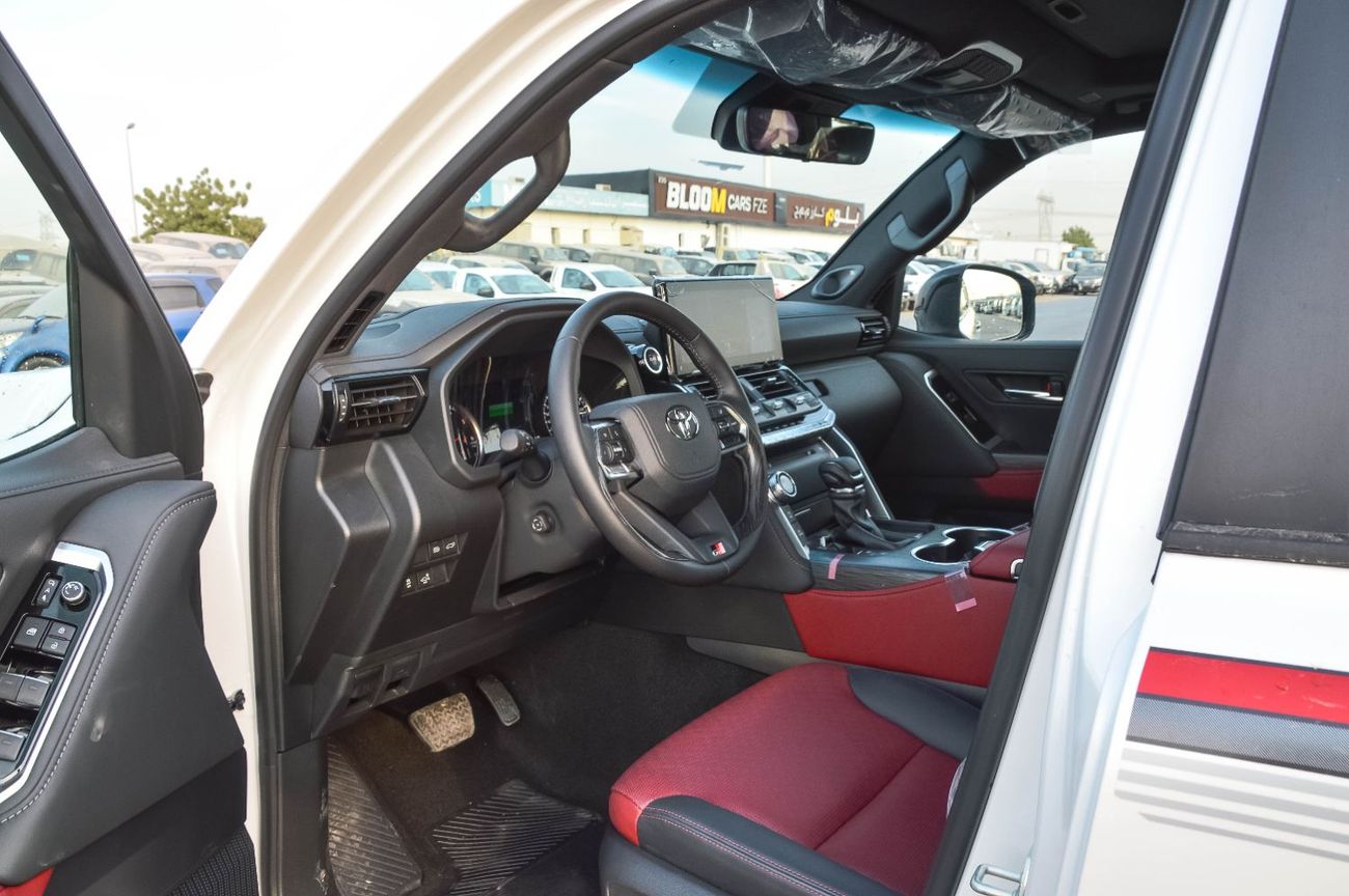 Toyota Land Cruiser GR-S 3.3L TOYOTA LAND CRUISER GR 3.3L TWIN TURBO DIESEL SUV 2024