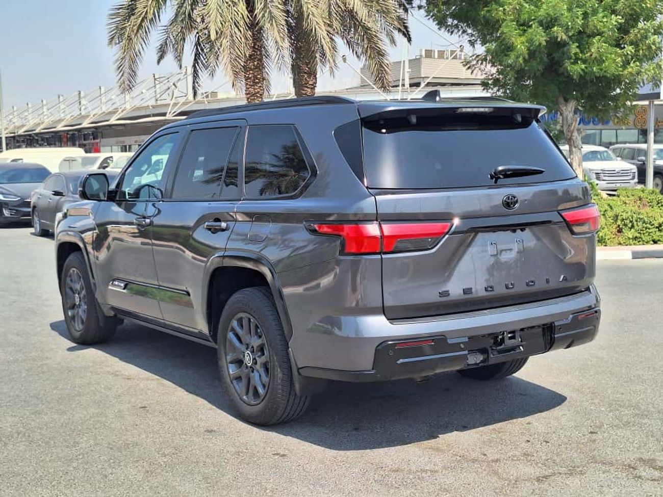 Toyota Sequoia 2024 TOYOTA SEQUOIA PLATINIUM 4WD HYBRID