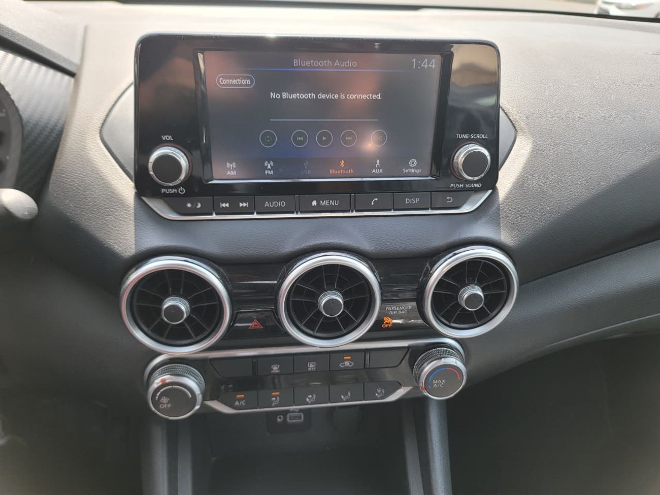 نيسان سنترا SV 1.8L