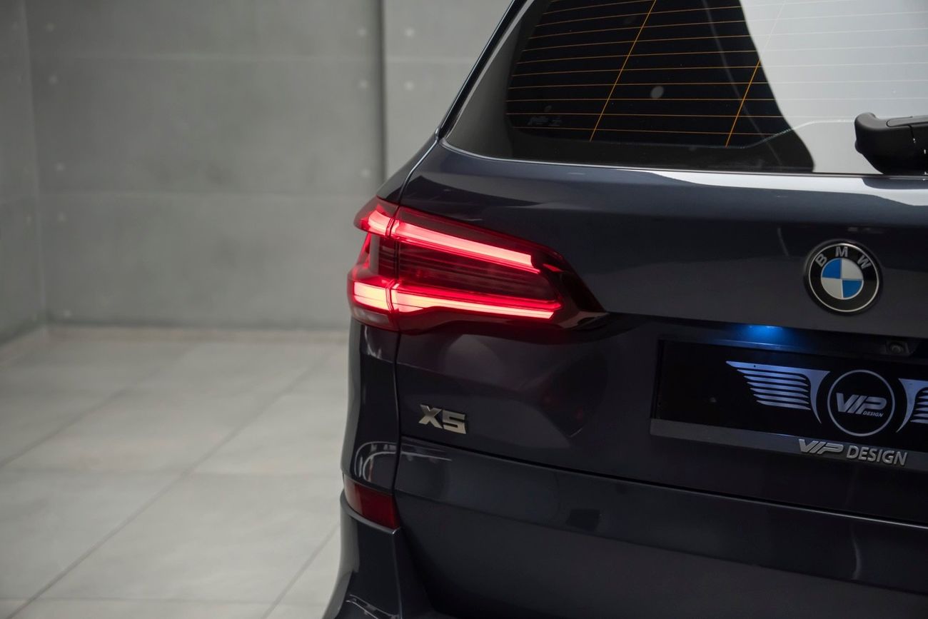 بي أم دبليو X5 M50i EXCLUSIVE