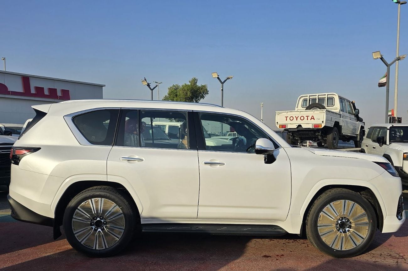 Lexus LX600 LEXUS SIGNATURE LX600 3.5l A/T SUV 7 Seats white color 2026 Model