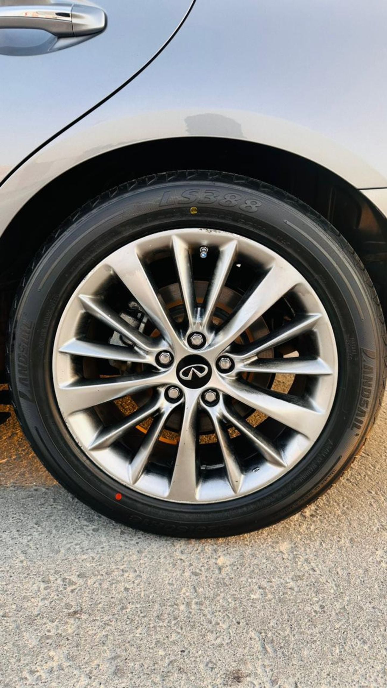 إنفينيتي Q50 Premium 3.0L (326 HP)