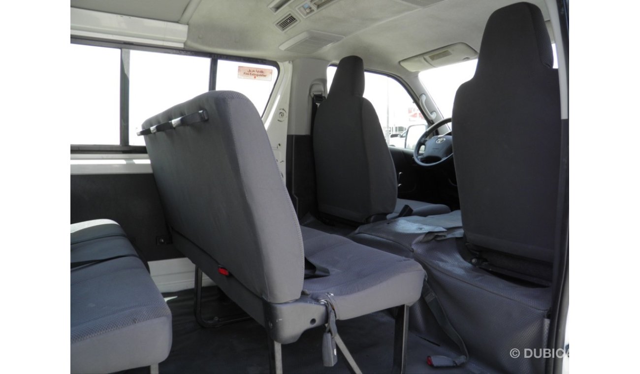 Toyota Hiace 2011 Ref#212