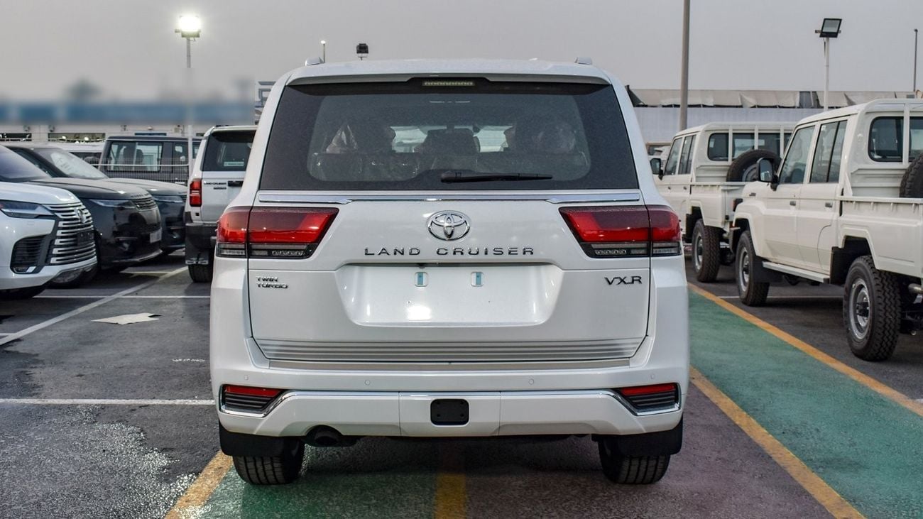 Toyota Land Cruiser VXR 3.5L TWIN TURBO