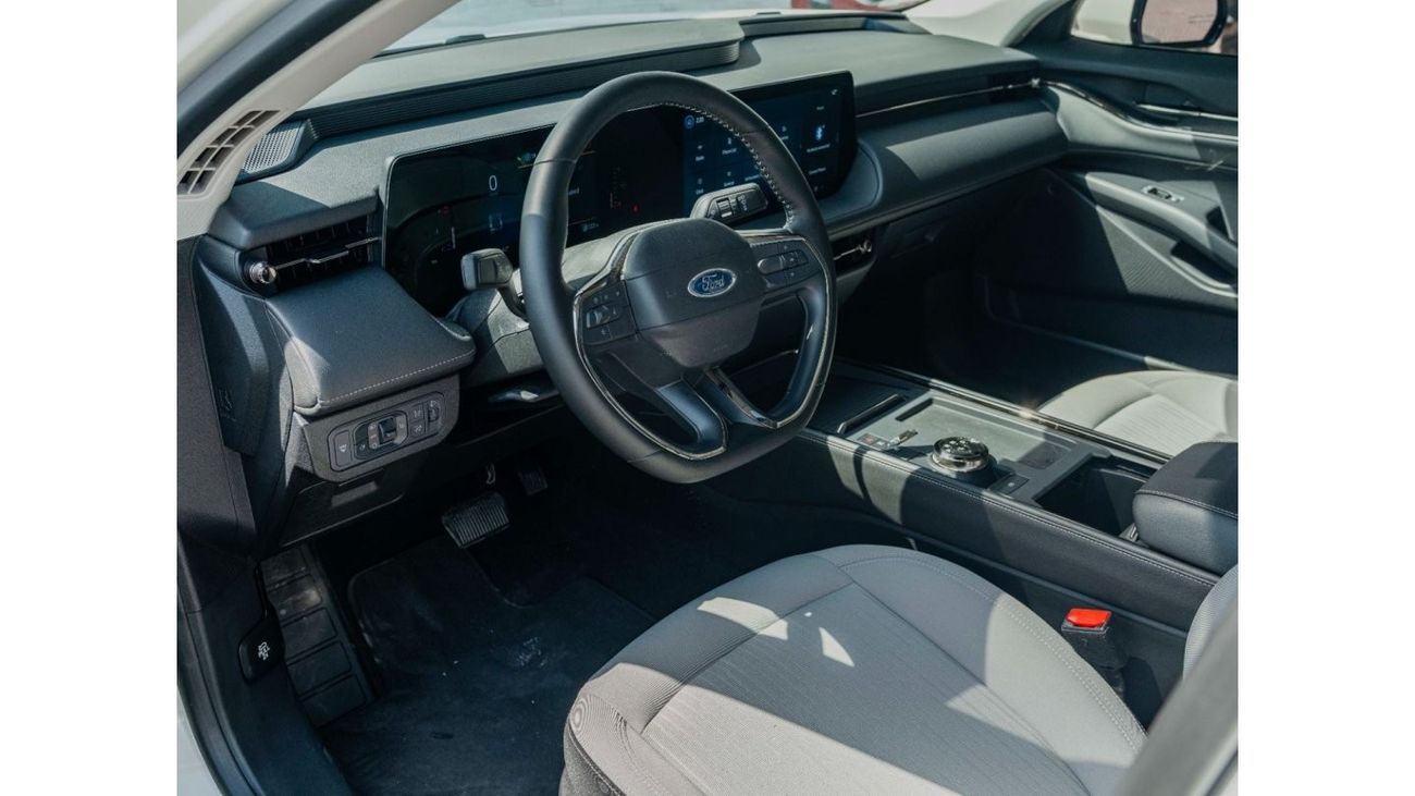 Ford Taurus AED 1,730 PM • TAURUS AMBIENT • ONLY 10,000 KMS • OFFICIAL FORD WARRANTY AND SERVICE CONTRACT