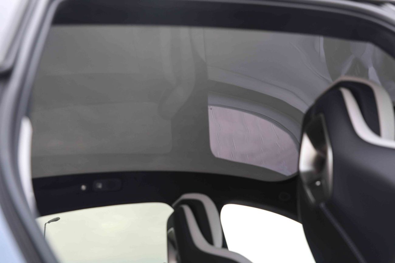 شاومى SU7 2025 Xiaomi SU7 Max 20" Wheels - White Inside Grey