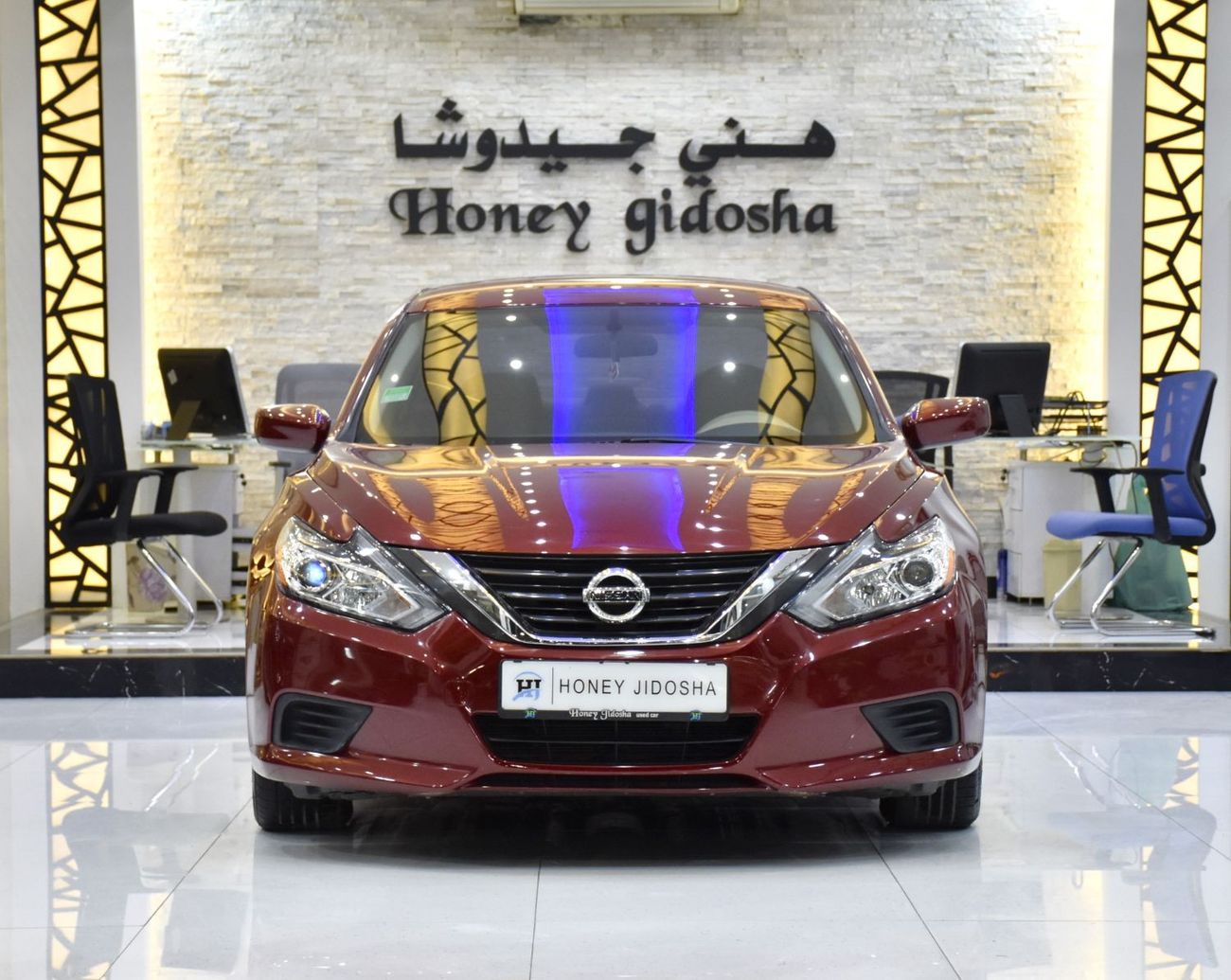 نيسان ألتيما EXCELLENT DEAL for our Nissan Altima ( 2017 Model ) in Red Color American Specs
