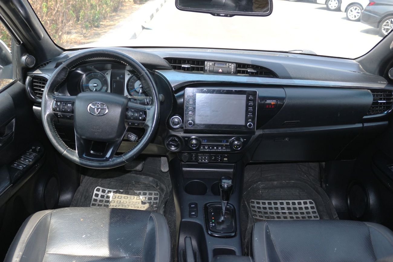 تويوتا هيلوكس ADV 2.8L