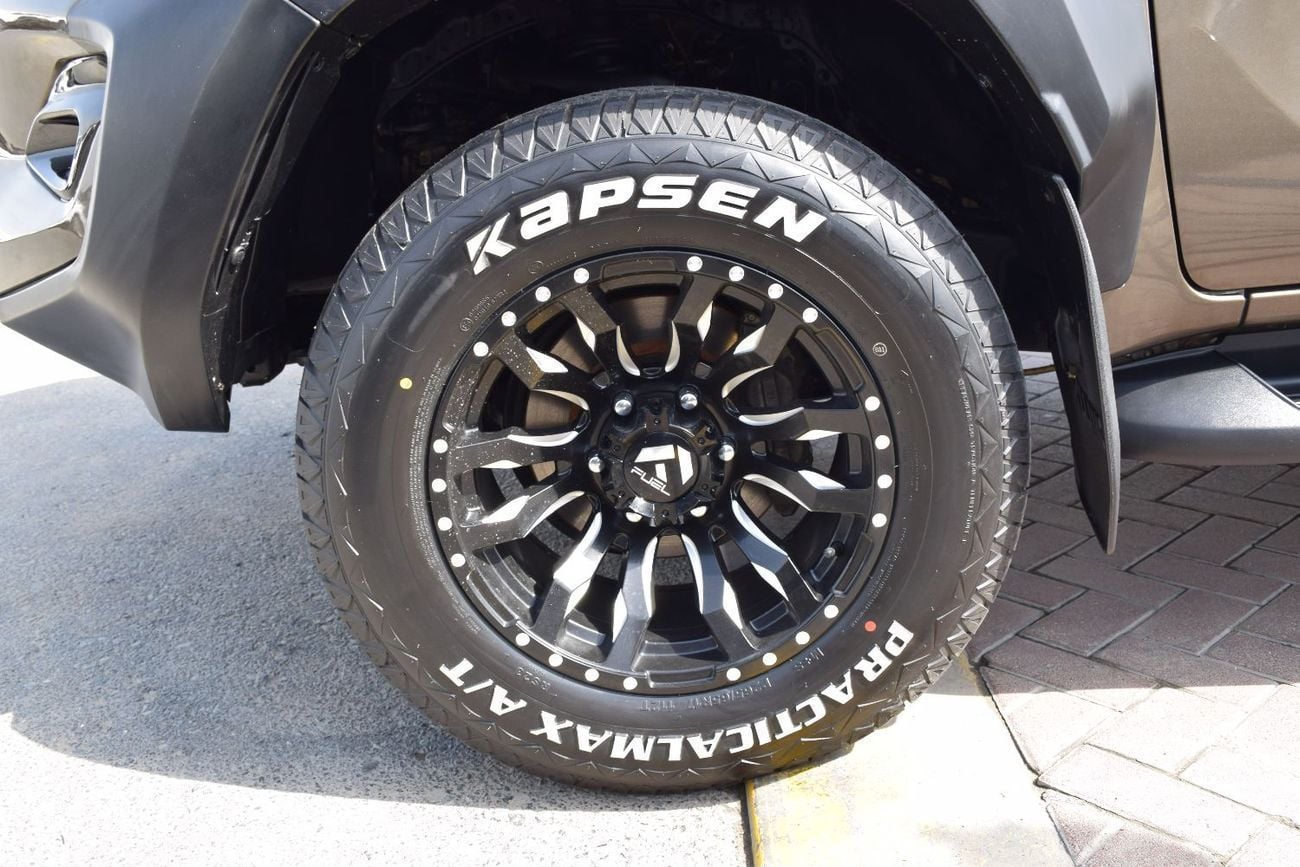 Toyota Hilux 4X4 Diesel 2.8L RHD (Export Only)