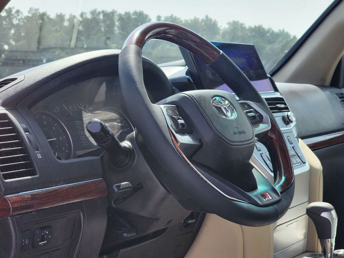 Toyota Land Cruiser GXR V8Upgrade 2024