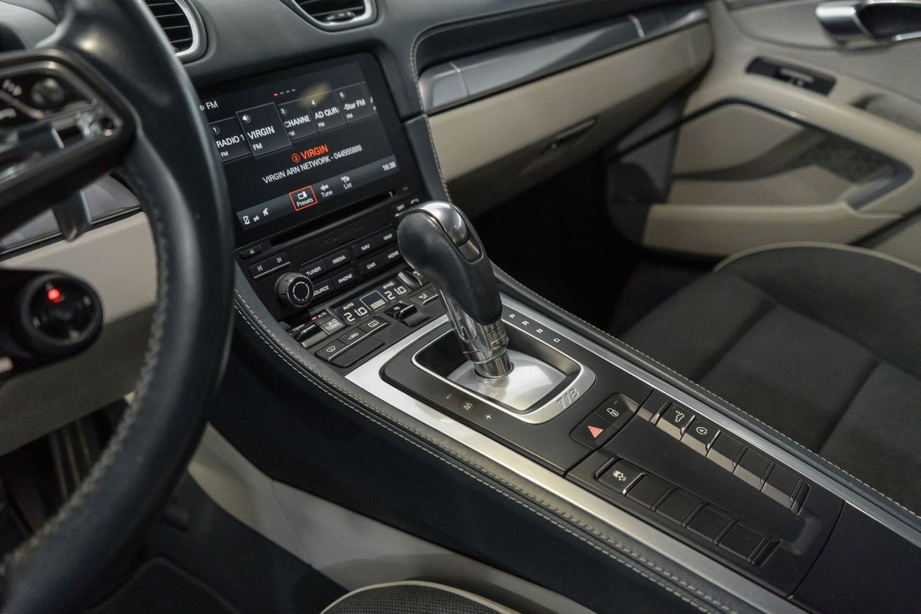 Porsche 718 Cayman Std