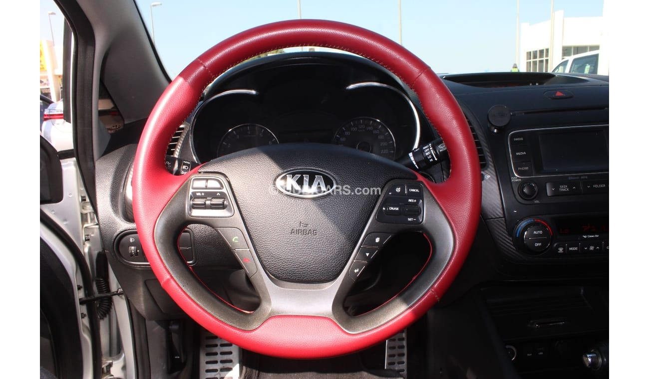 كيا سيراتو كيا سيراتو 2014 خليجي فل أوبشن رقم 1 بحالة ممتازة بدون حوادث نظيفه جدا من الداخل والخارج