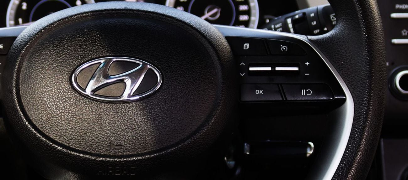 Hyundai Creta Mid 1.6L Hyundai Creta -GCC - 2022- Accident-Free- 1.5L - Black Roof - Excellent Condition