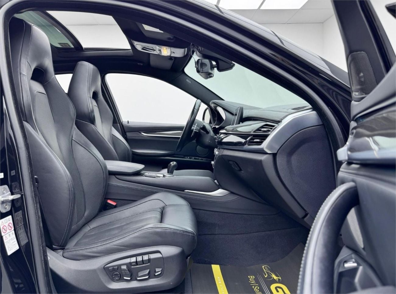بي أم دبليو X6 M EXCLUSIVE EXCLUSIVE