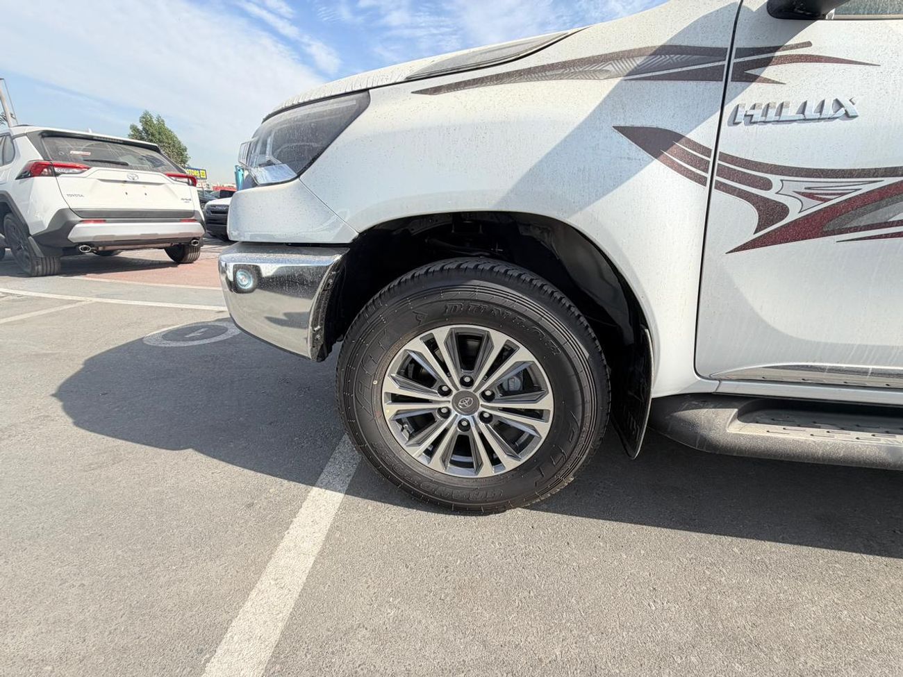 تويوتا هيلوكس GLX 2.7L Double Cab Utility 4WD M/T