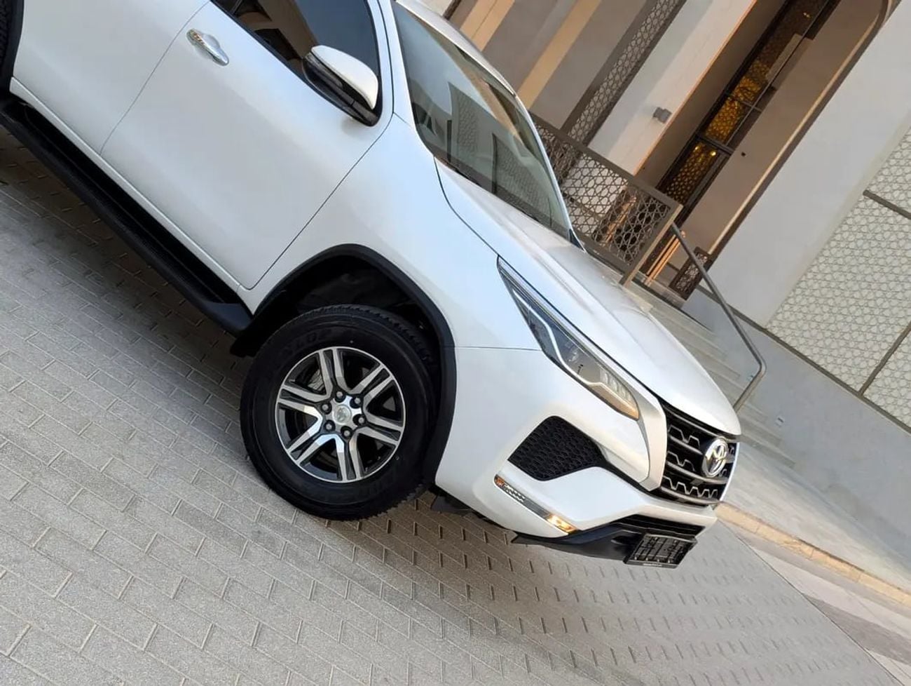 Toyota Fortuner EXR 4X4 V4 2.7L Excellent Condition