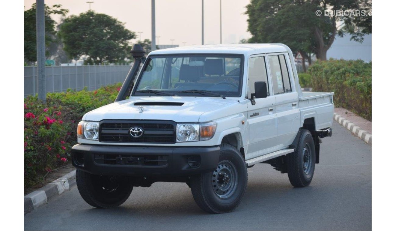 تويوتا لاند كروزر بيك آب 79 DOUBLE CAB V8 4.5L TURBO DIESEL 4WD MANUAL TRANSMISSION