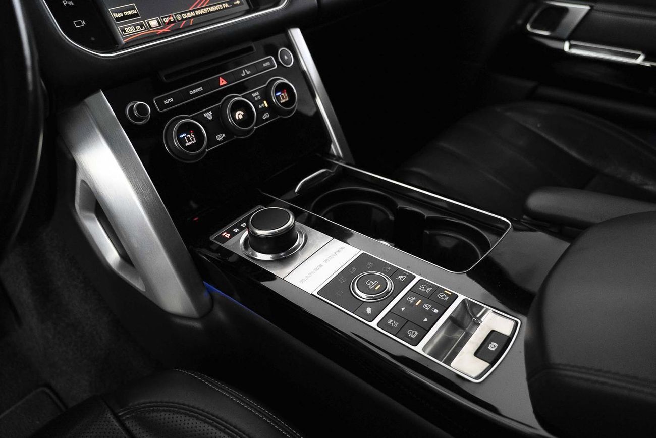 Land Rover Range Rover Vogue SE 5.0L