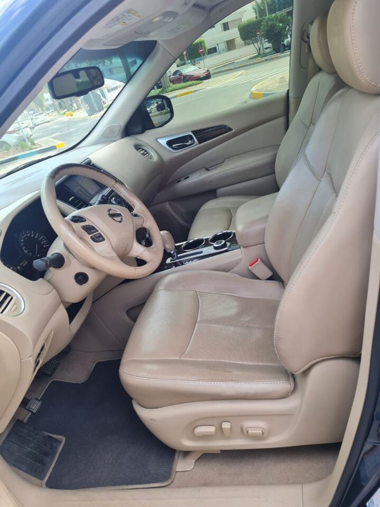 نيسان باثفايندر SL 3.5L (260 HP) FWD