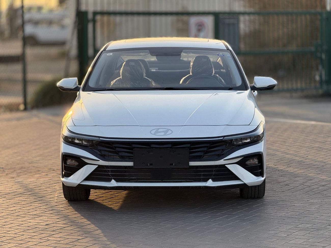 Hyundai Elantra Comfort 1.5L Petrol 2025 Export Price @ 51,000 AED