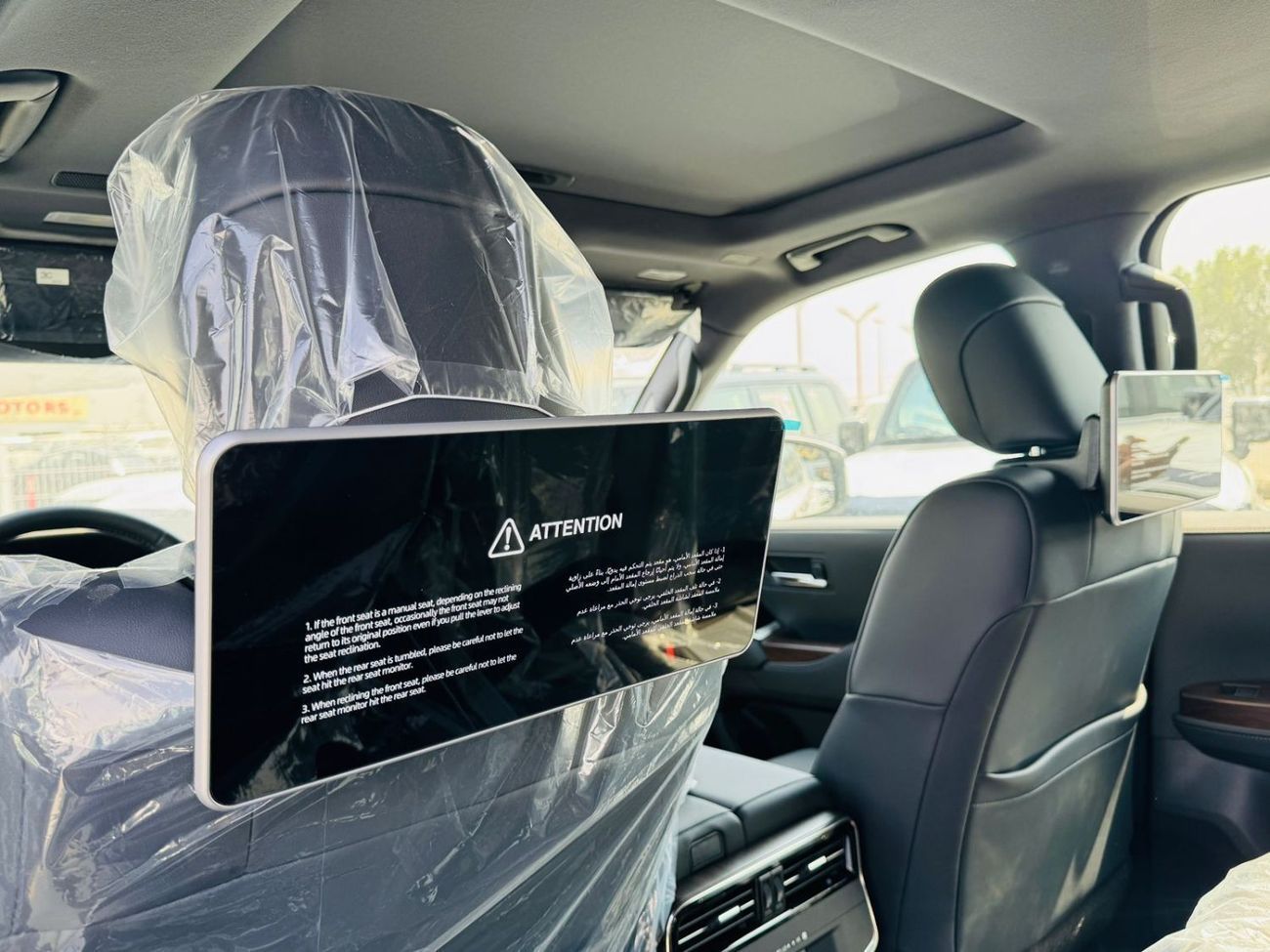 Toyota Land Cruiser TOYOTA LC 300 GXR 4.0L PTR A/T MID/O GCC WHITE 2025