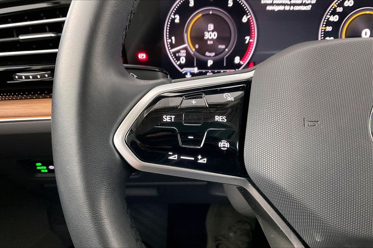 Volkswagen Touareg Highline | Guaranteed Warranty | 0 Down Payment