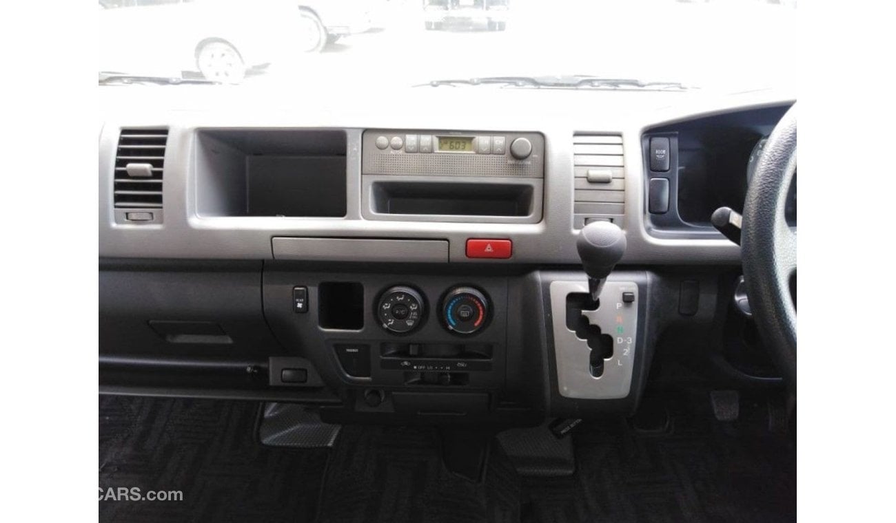 Toyota Hiace Hiace RIGHT HAND DRIVE (Stock no PM 727 )