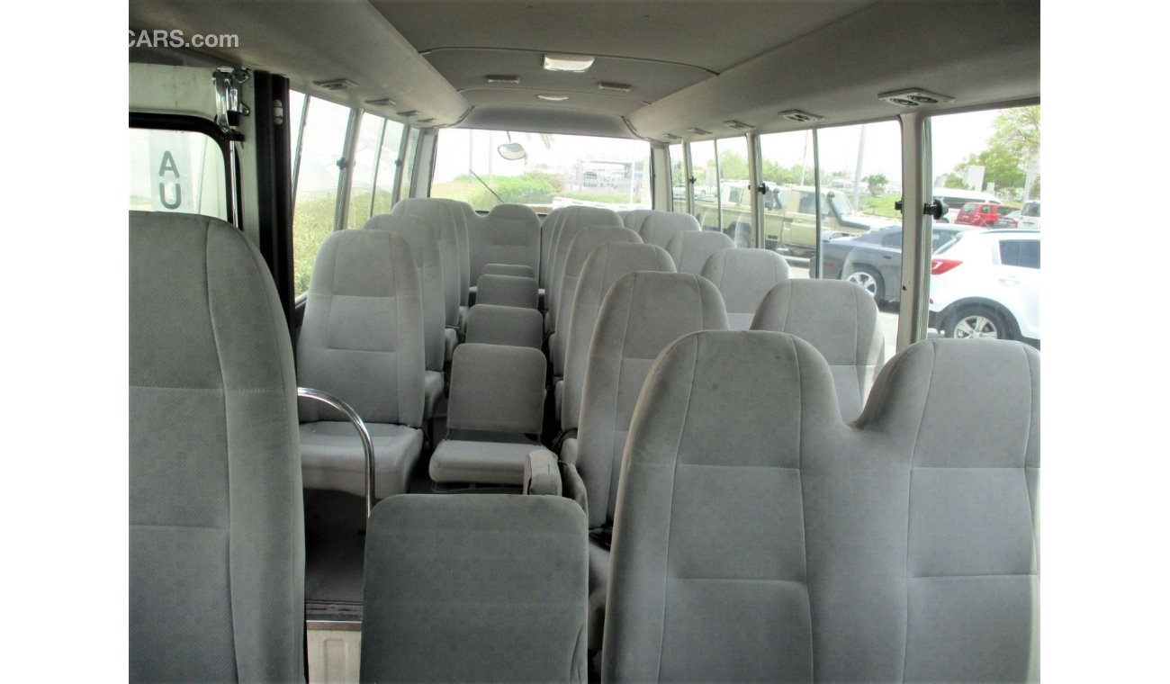 Toyota Coaster Toyota Coaster 2009 gulf space 30 seats , petrol accident free