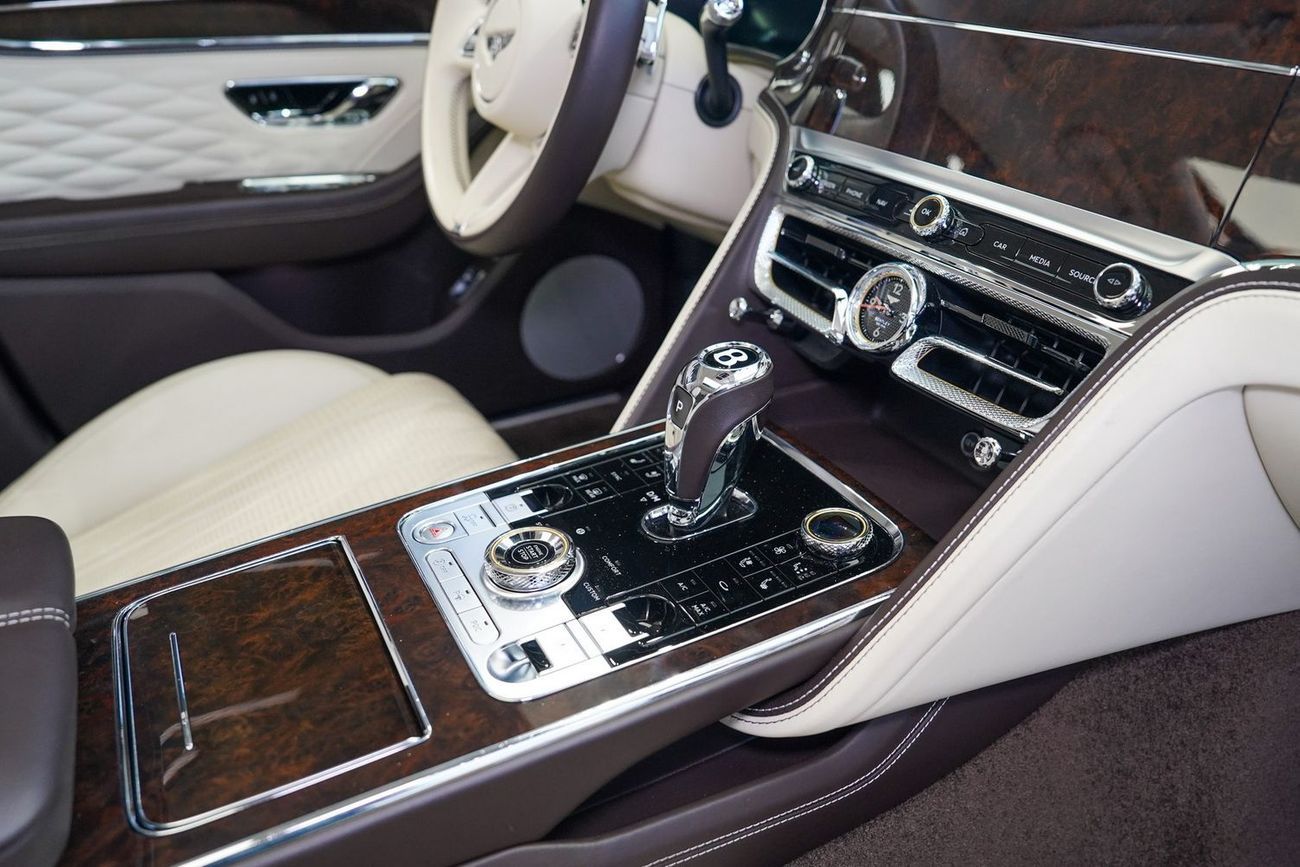 Bentley Flying Spur 6.0T W12