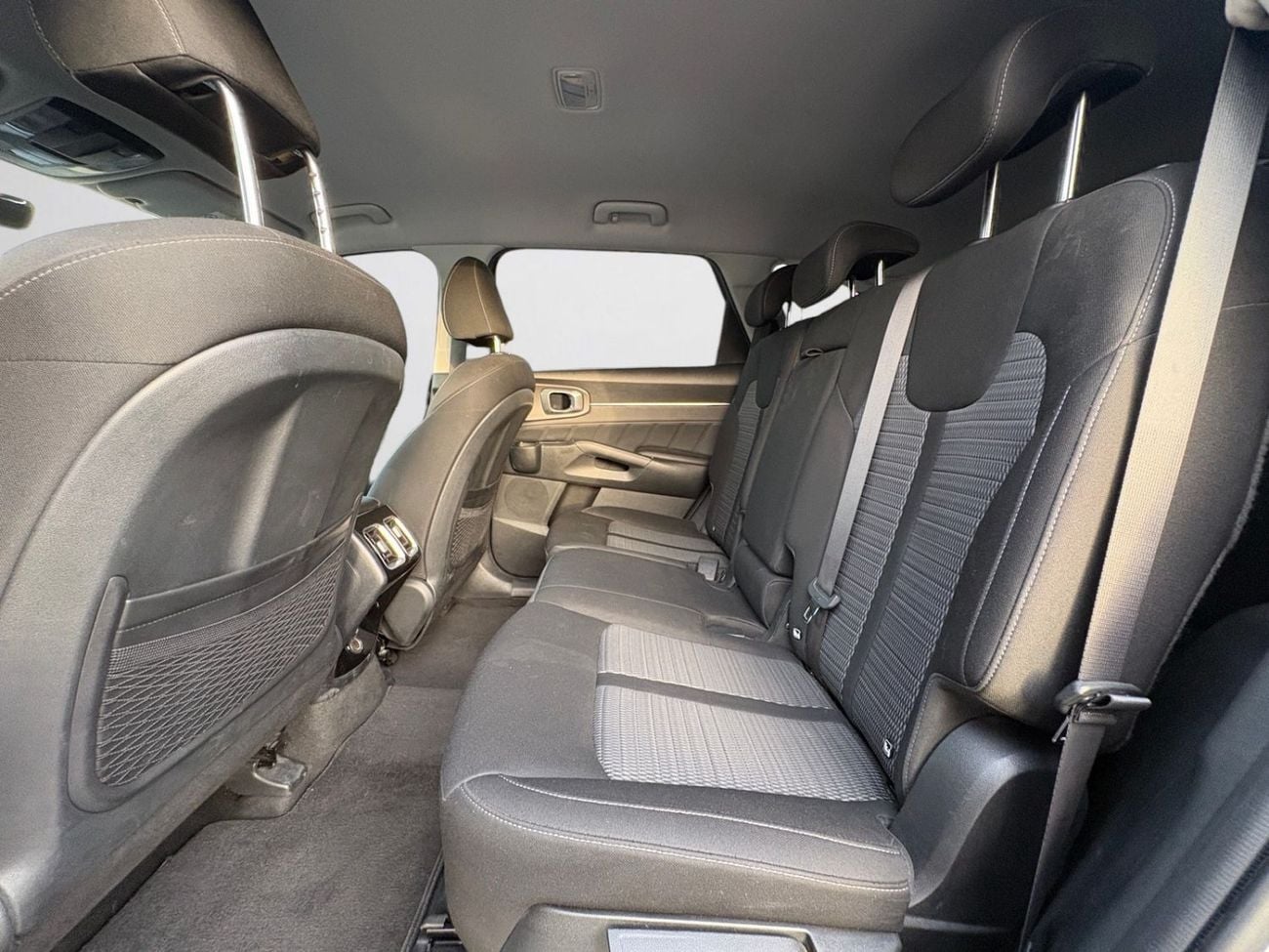 Kia Sorento AED 1,350 P.M | 0% DOWN PAYMENT | KIA SORENTO | 2.5L I4 | AGENCY WARRANTY | FULL AGENCY SERVICE HIST