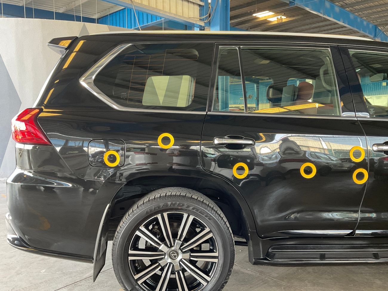 Lexus LX 570 Platinum | Guaranteed Warranty | 0 Down Payment