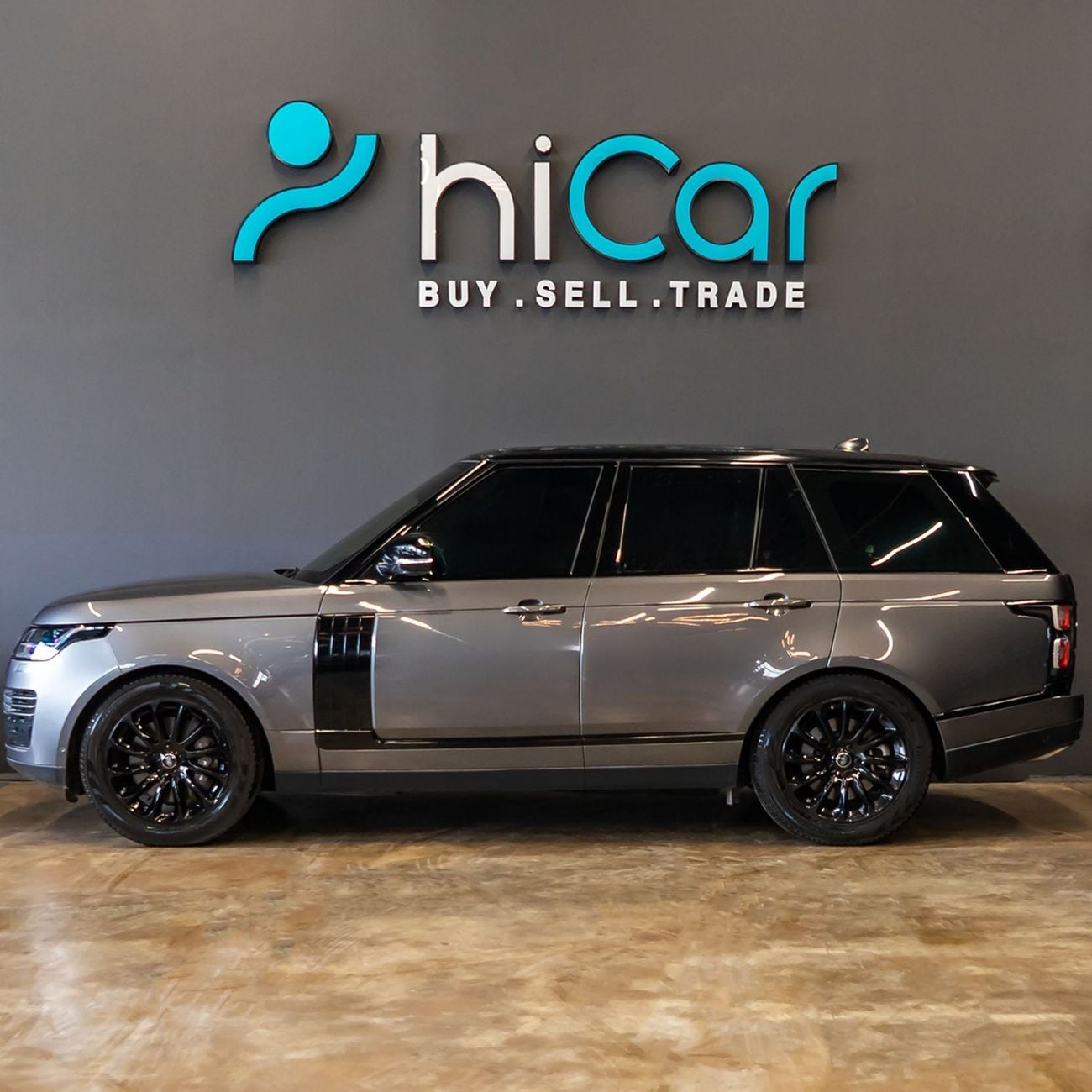 Land Rover Range Rover AED 2,682 pm • 0% Downpayment • Range Rover Vogue SE   • 1 Year Warranty