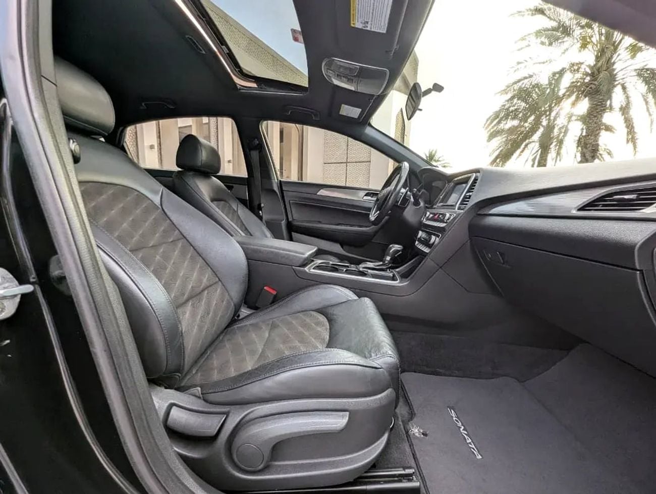 هيونداي سوناتا Sport - American Specs Premium Condition With Sunroof and Navigation