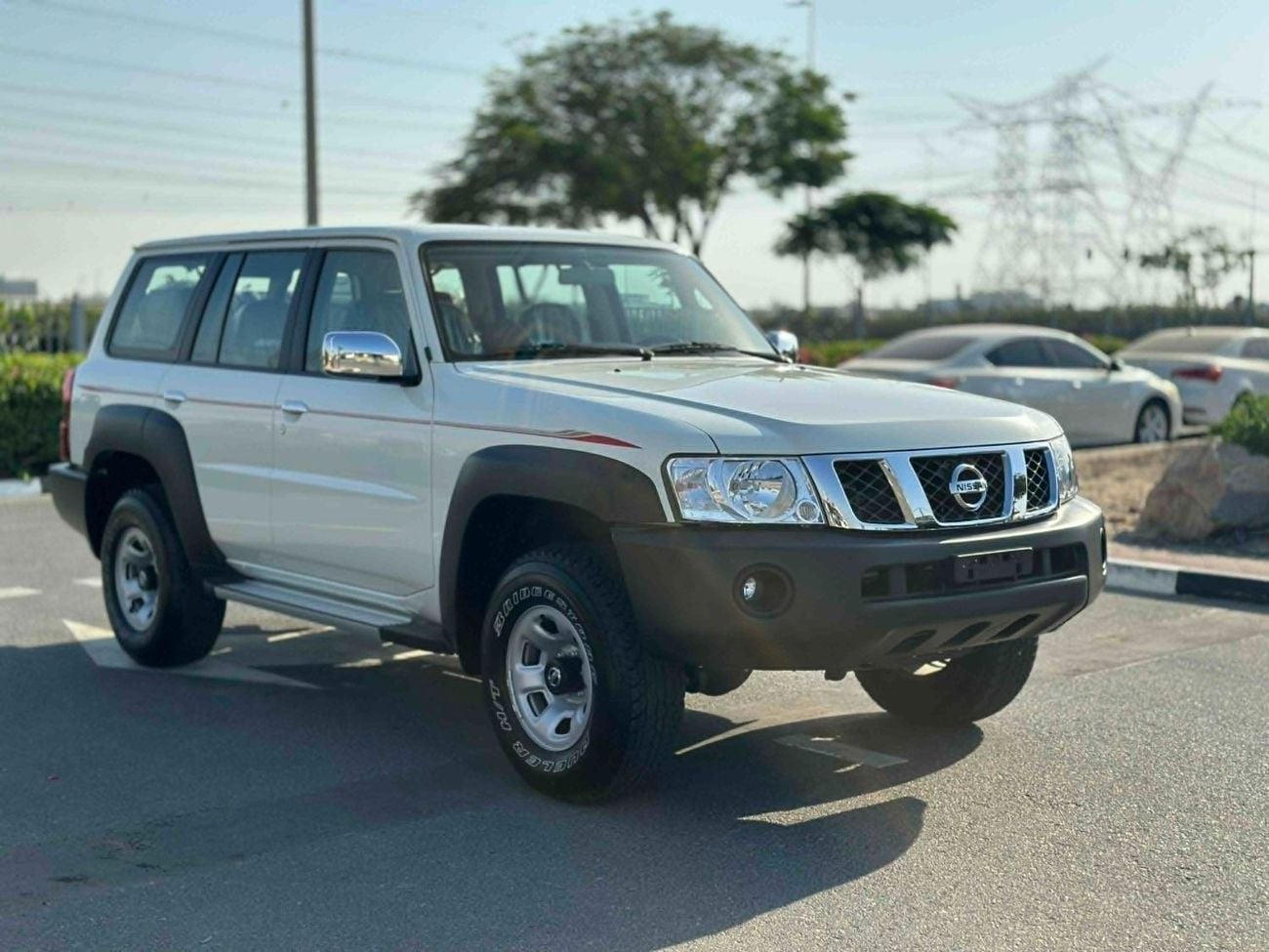 Nissan Patrol GL 4.8L A/T (7 Seater) Nissan GL 2024 GCC Specs Brand New