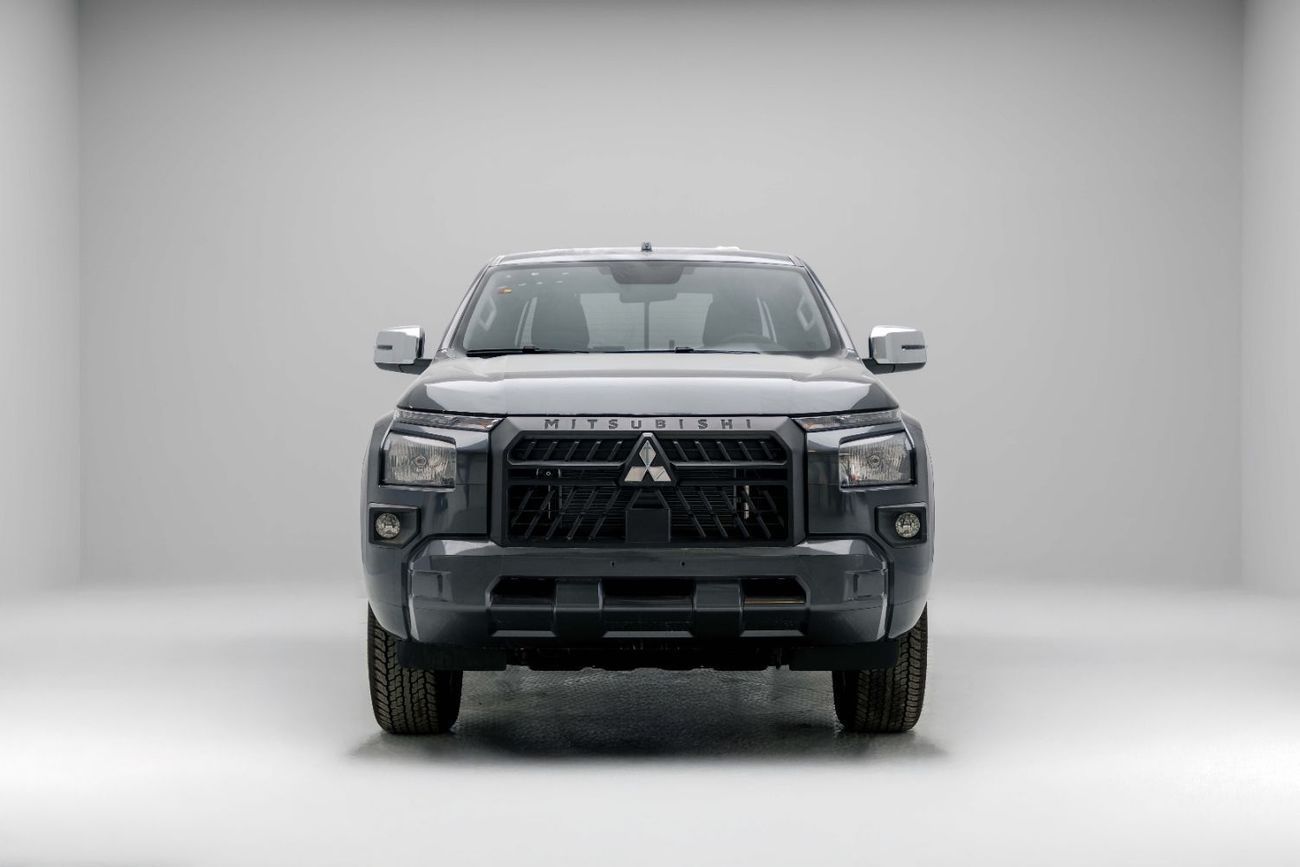 Mitsubishi L200 GLS 2.4L - Manual - Grey Inside Black | Export Only