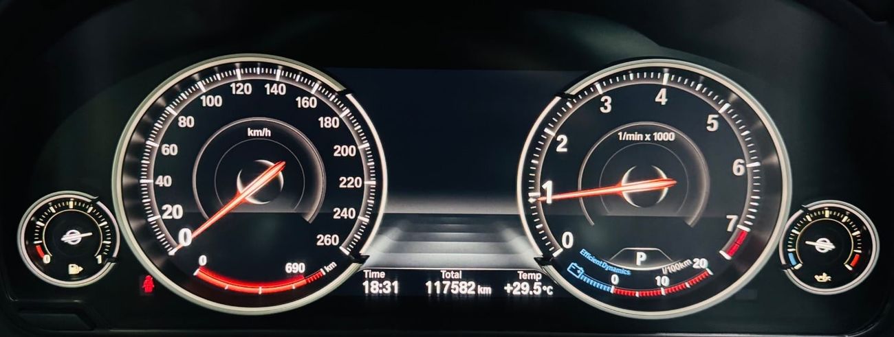 BMW X5 GCC .. FSH .. Original paint .. Perfect Condirion