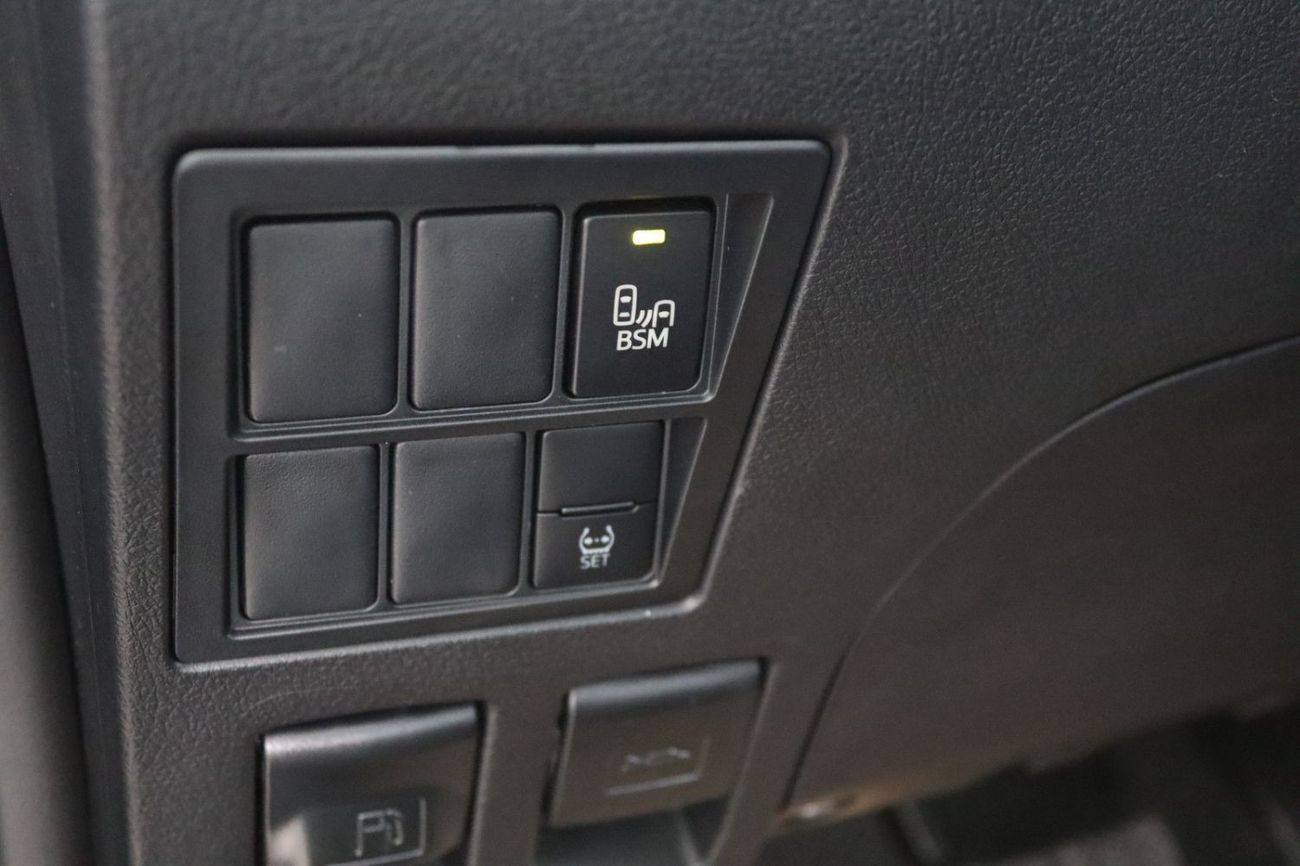 Toyota Hilux 2025 HILUX 2.7 4X4 AT - **التصدير فقط خارج الخليج***EXPORT ONLY**