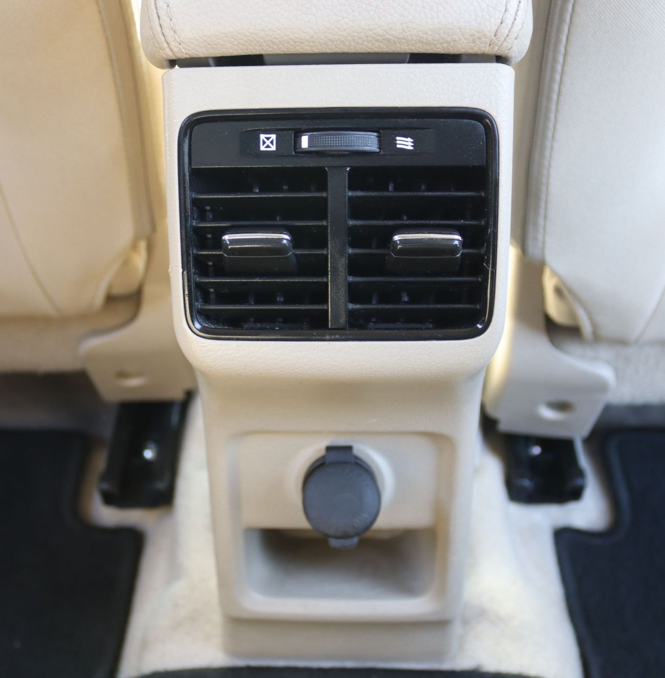 سوزوكي سياز سوزوكى سياز - 2023 - خليجى - بدون حوادث - بمحرك 1.5- بحاله ممتازه