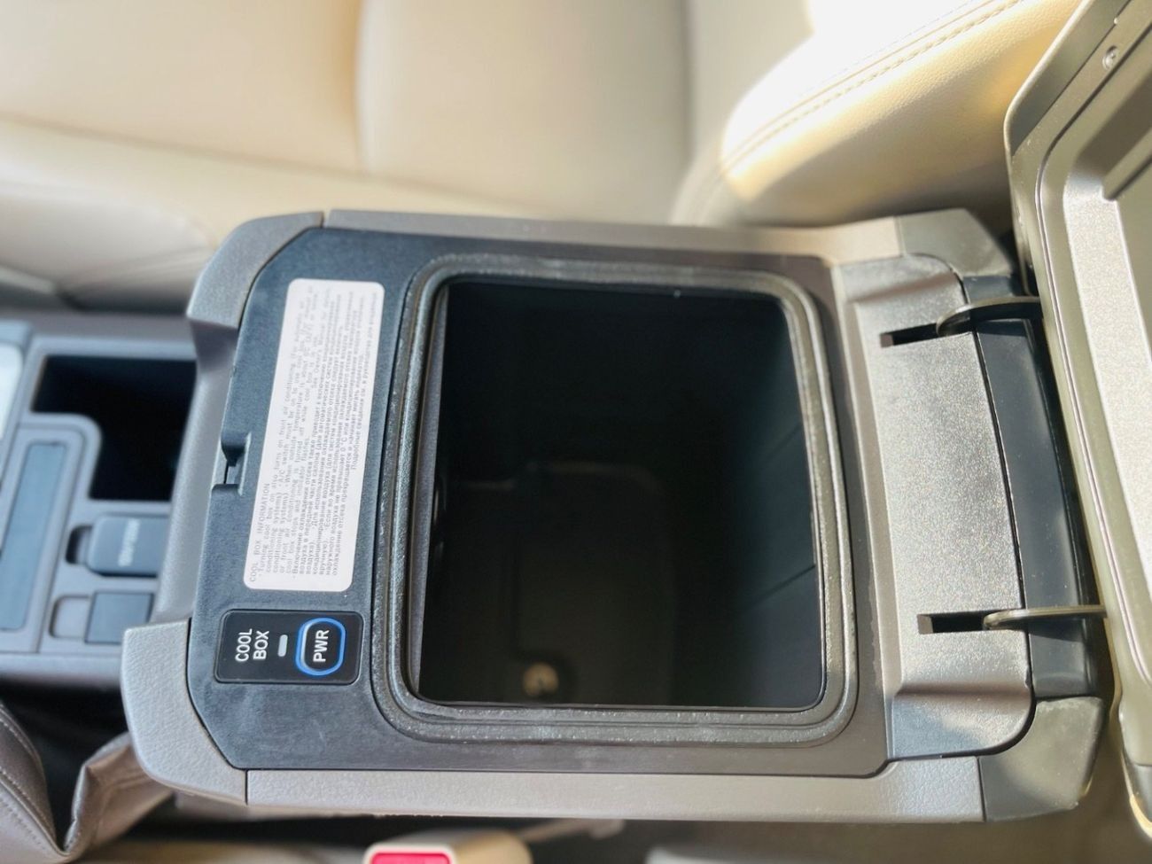 تويوتا برادو Toyota Prado 2023 TX-L Top 4.0L V6