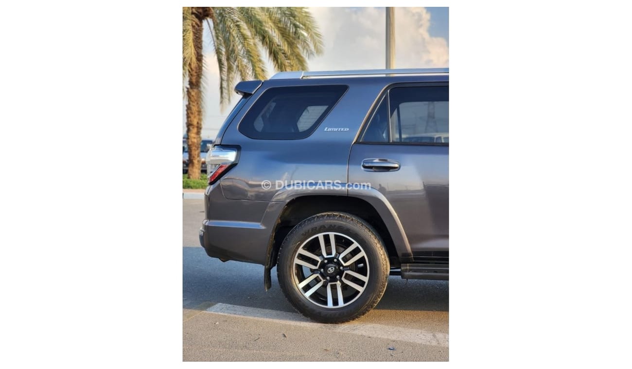 تويوتا Runner4 TOYOTA 4RUNNER LIMITED 2017 -4X4