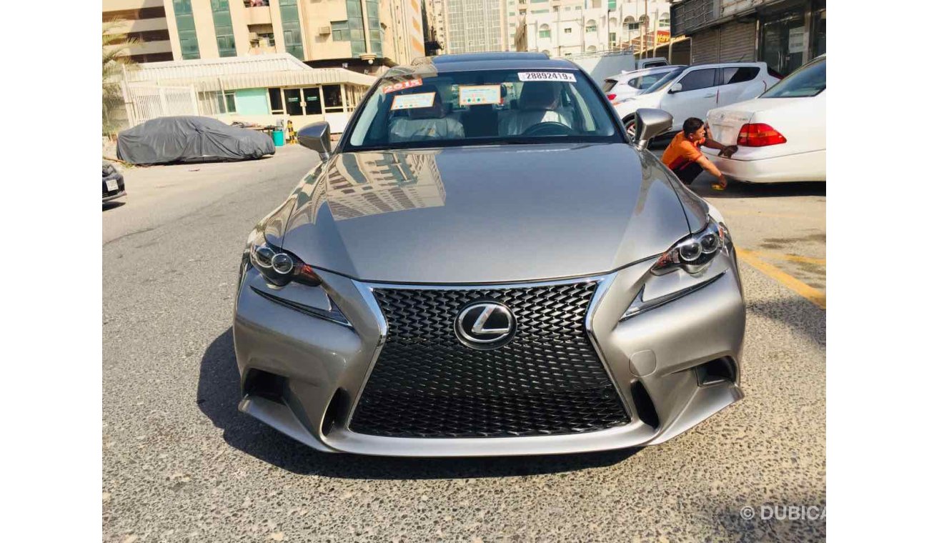 Lexus IS250 full options very good condition