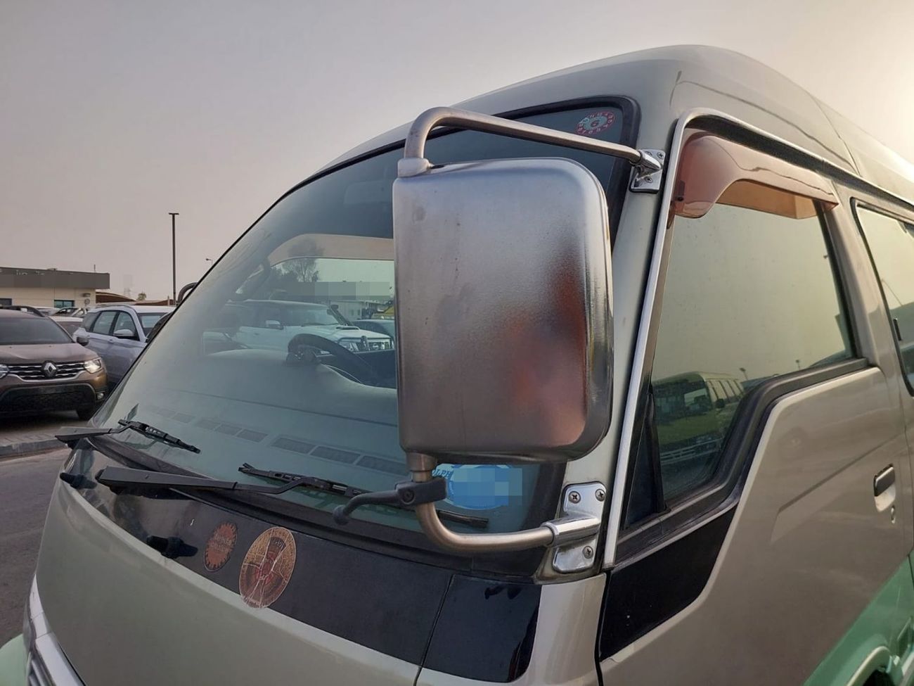 Nissan Caravan NISSAN CARAVAN VAN RHD 1999 MODEL 2.6 L DIESEL AUTOMATIC(PM20075)