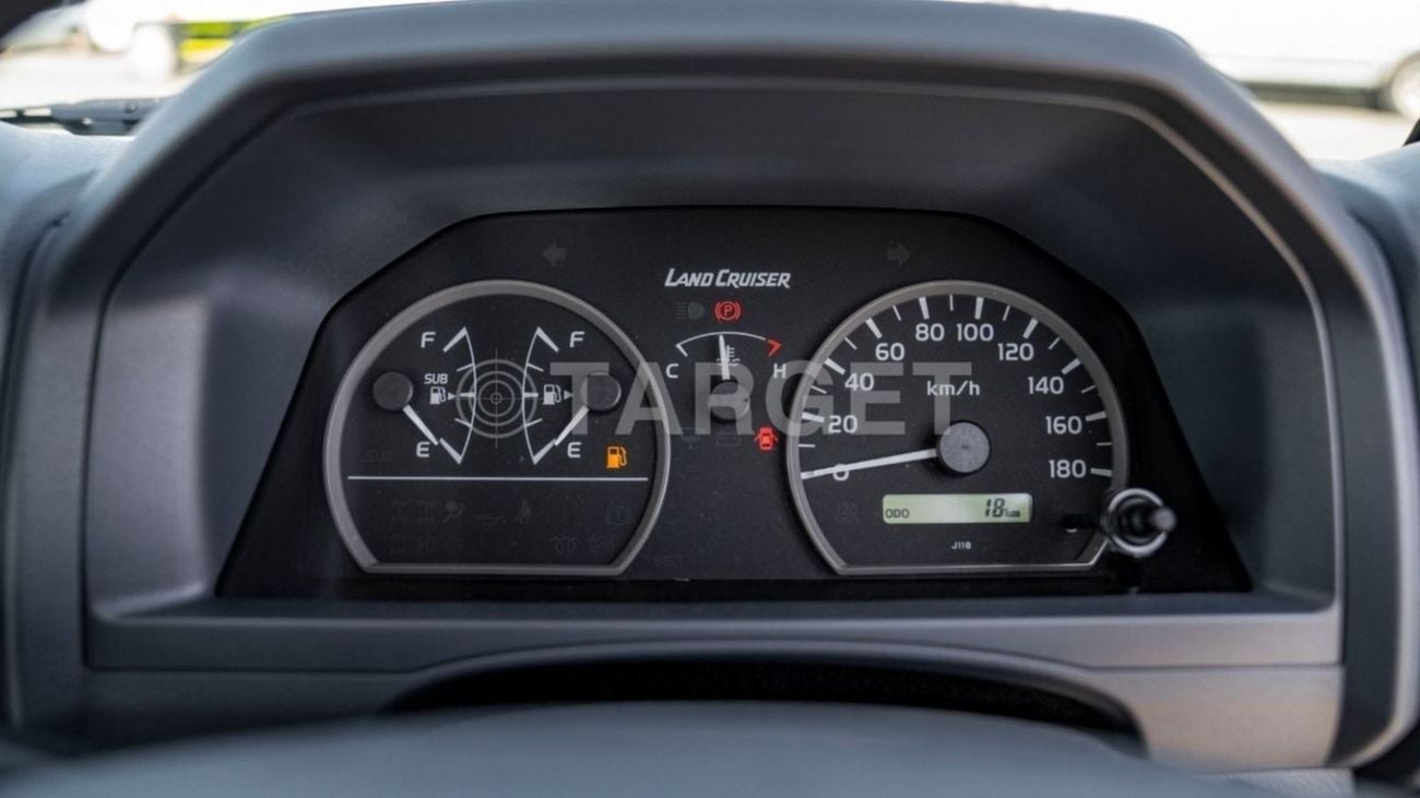 Toyota Land Cruiser Pick Up LAND CRUISER LC79 RHD 4.2L