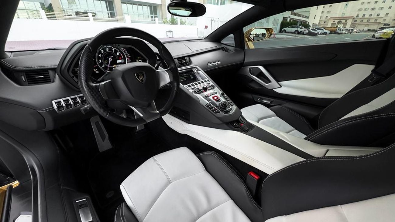 Lamborghini Aventador Roadster LP700 Roadster