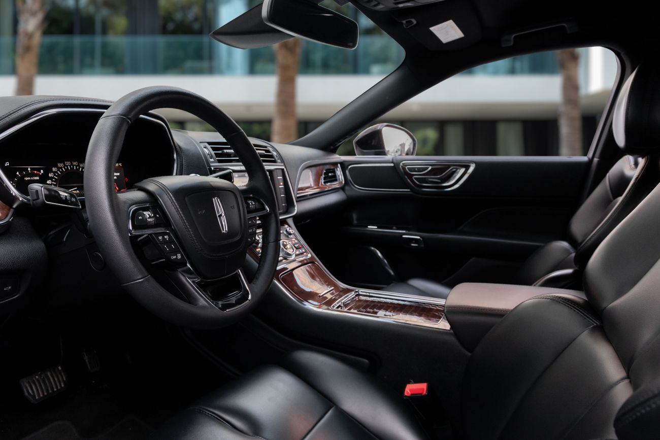 Lincoln Continental 1,469 P.M | 0% Downpayment |  Lincoln Continental Premiere!