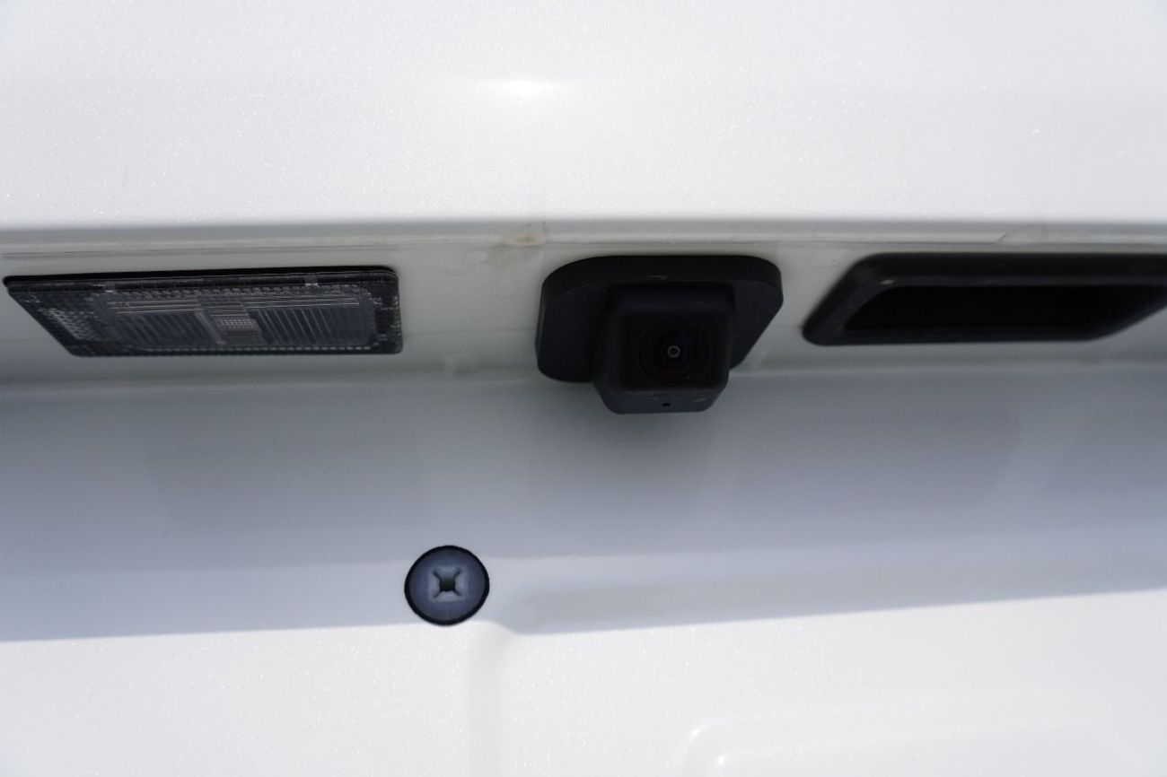 Kia Carens Kia Carens 1.5L ,7 SEATER, LEATHER SEAT, PUSH START,PARKING SENSOR, FOG LIGHTS, MODEL 2025