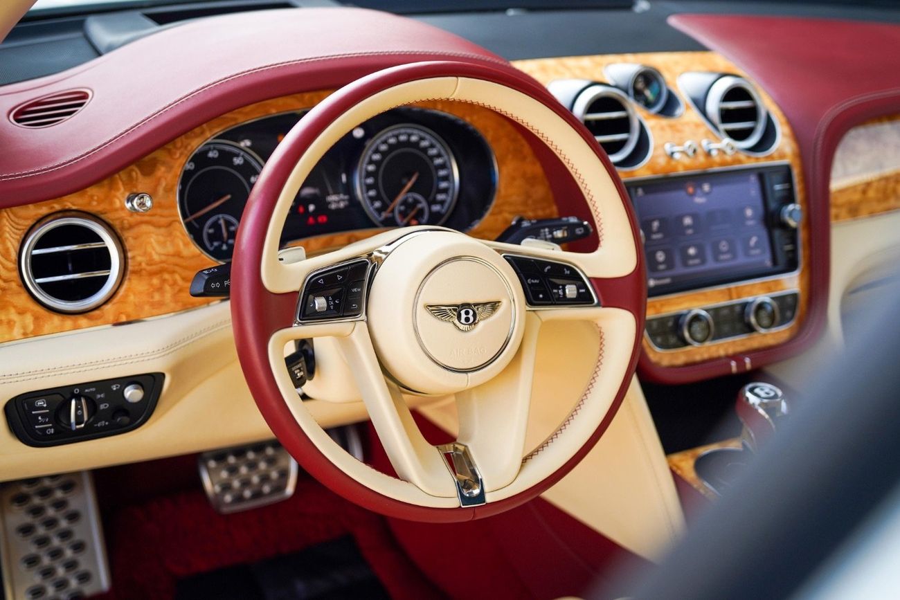 Bentley Bentayga Bentley Bentayga W12 First Edition