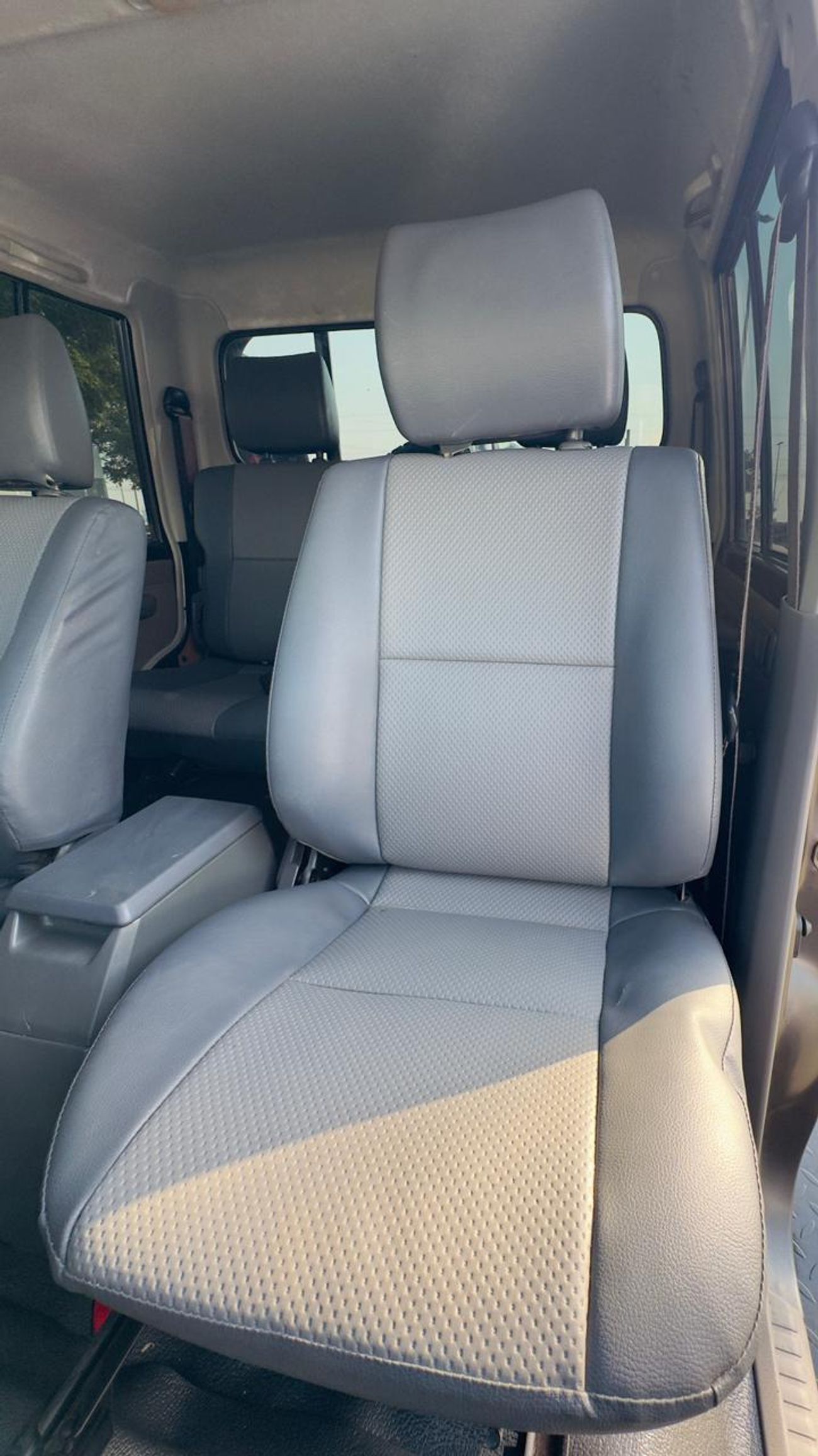 Toyota Land Cruiser Pick Up OFF-ROAD MODIFIED | DOUBLE CABIN | GR-S Modified | MT | 4.5L DIESEL ENGINE