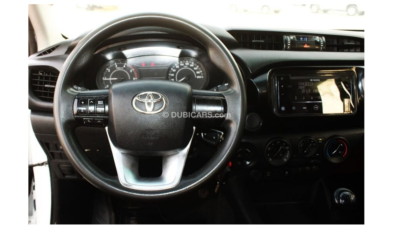 تويوتا هيلوكس GL 2 تويوتا هايلوكس 2020 خليجي ديزل فور ويل بحالة ممتازة